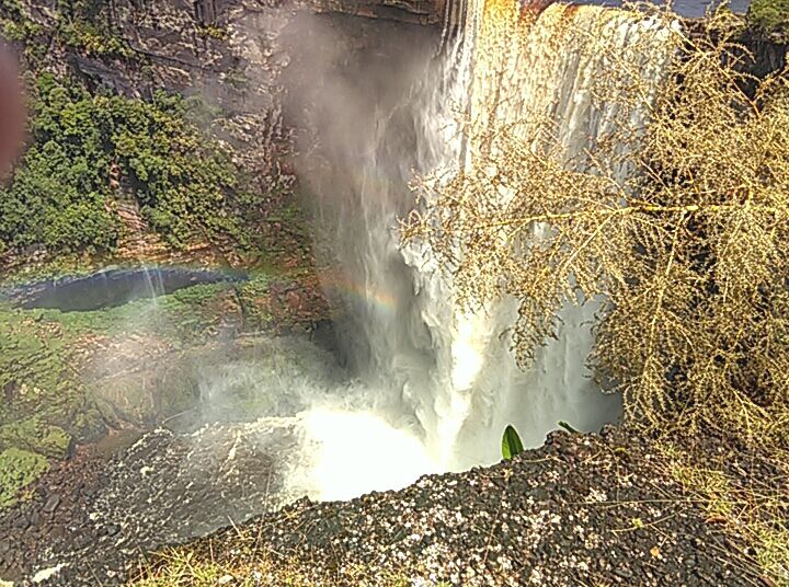 guyana_kaieteur_falls